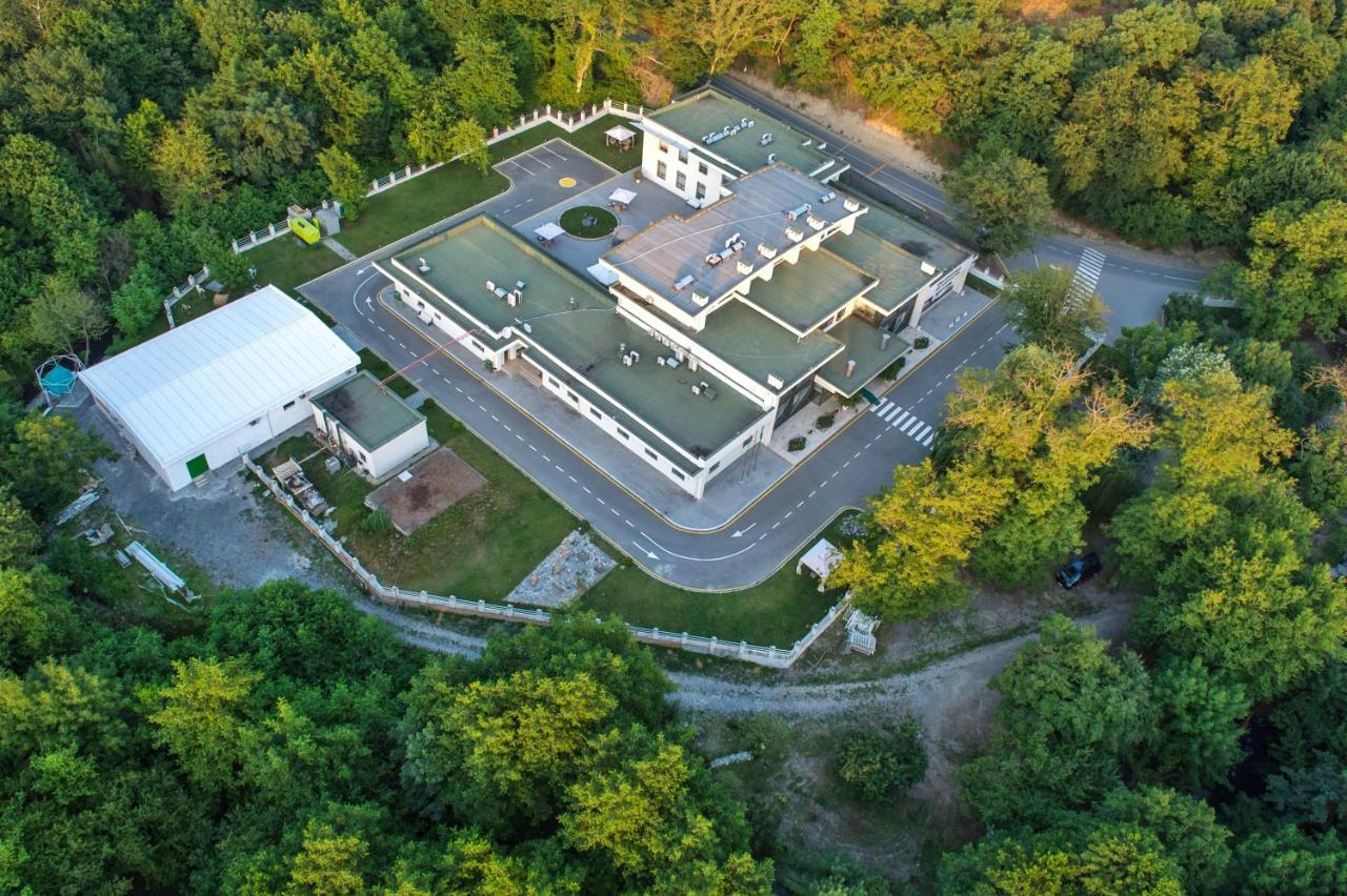 Chukhur Gabala Museum Hotel Bagian luar foto